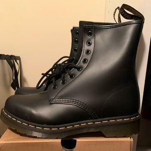 Dr. Martens Classic 1460 Boot